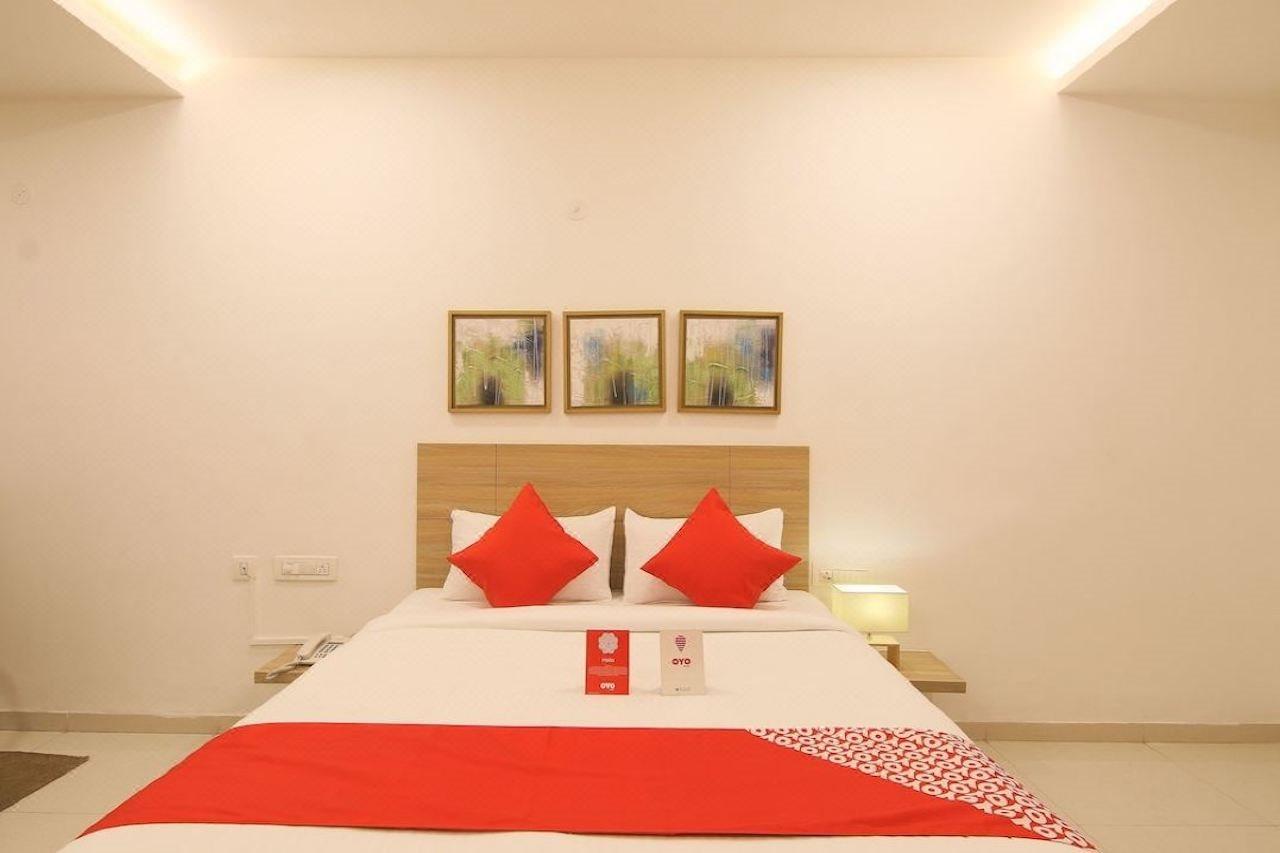 The Perch Hotel Visakhapatnam Buitenkant foto