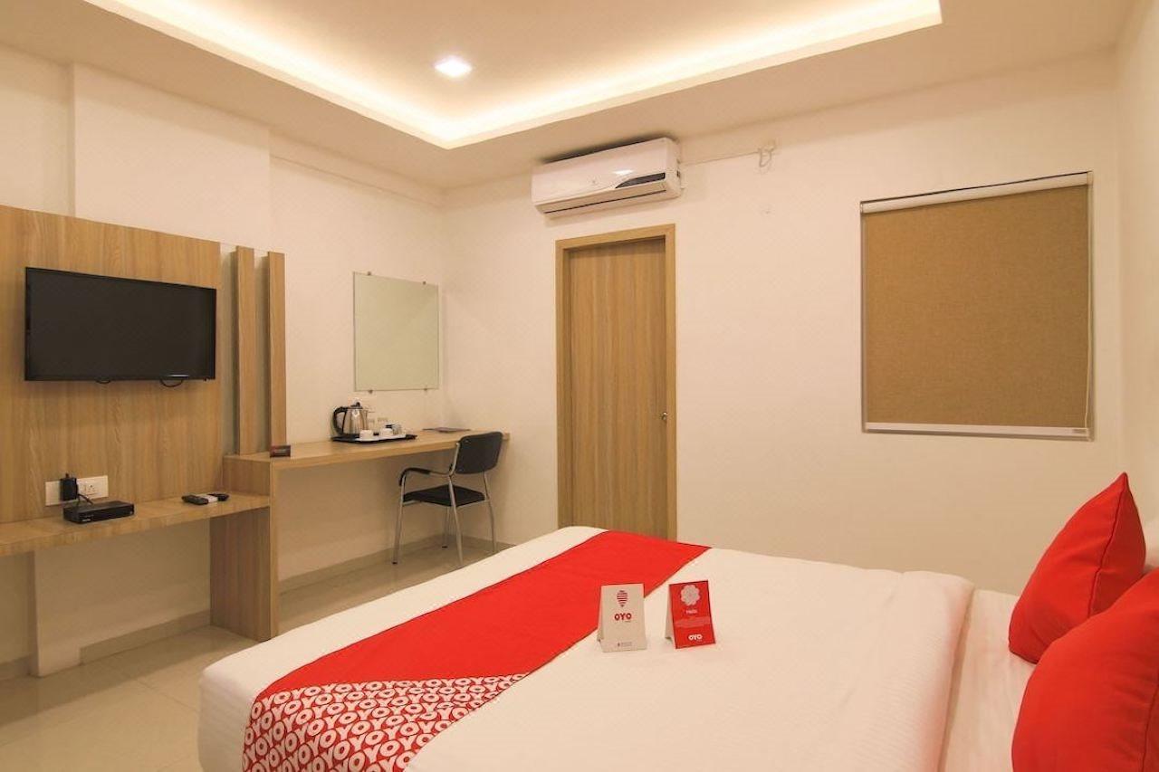 The Perch Hotel Visakhapatnam Buitenkant foto