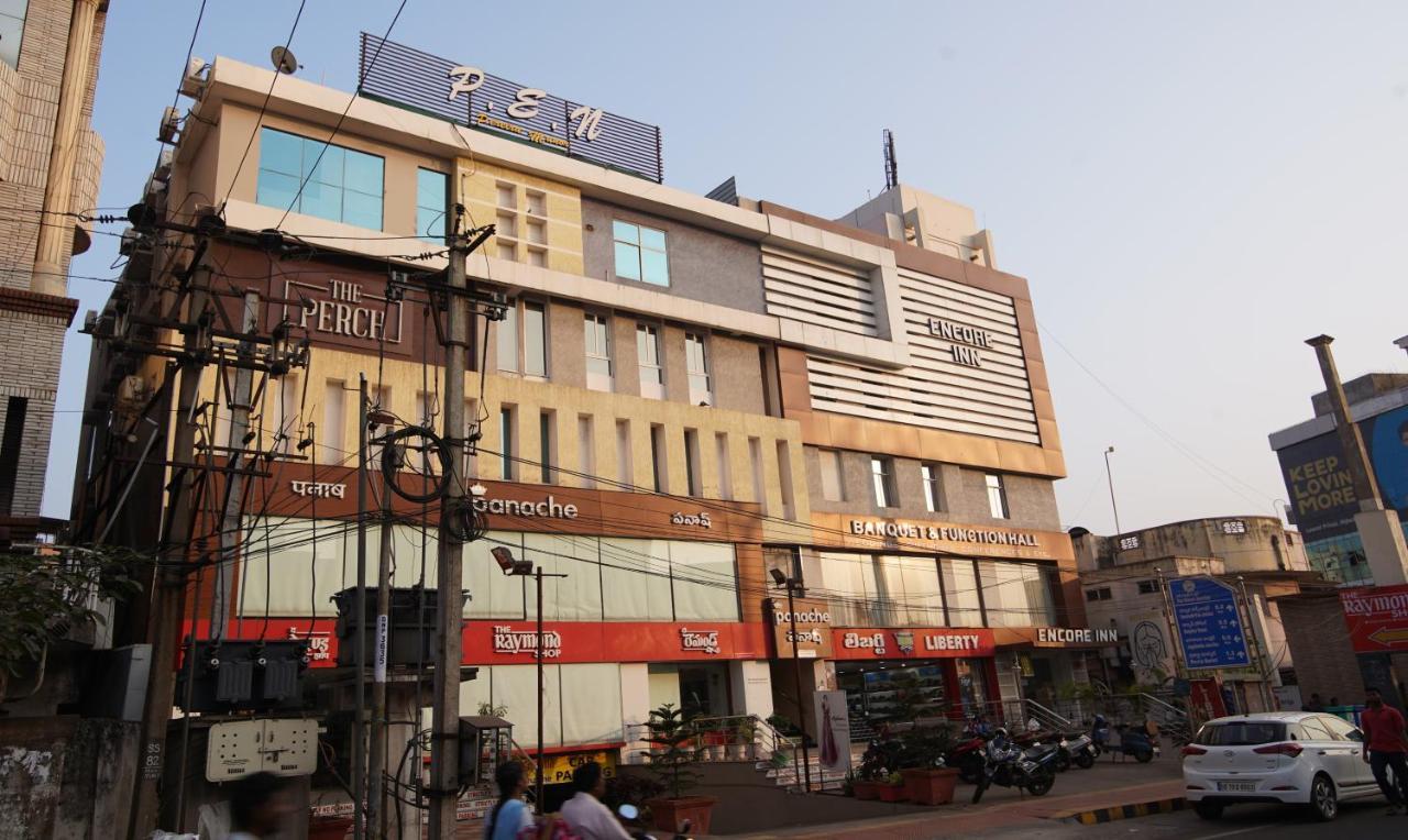 The Perch Hotel Visakhapatnam Buitenkant foto